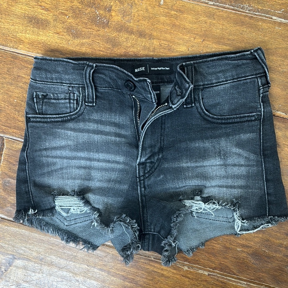 True Religion Vintage High Rise Shorts Size 24